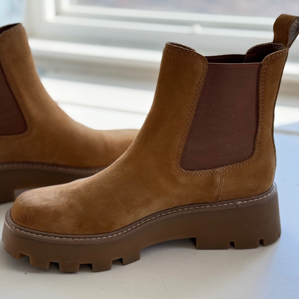 NEW Dolce Vita Johany Women’s Boots (7.5)